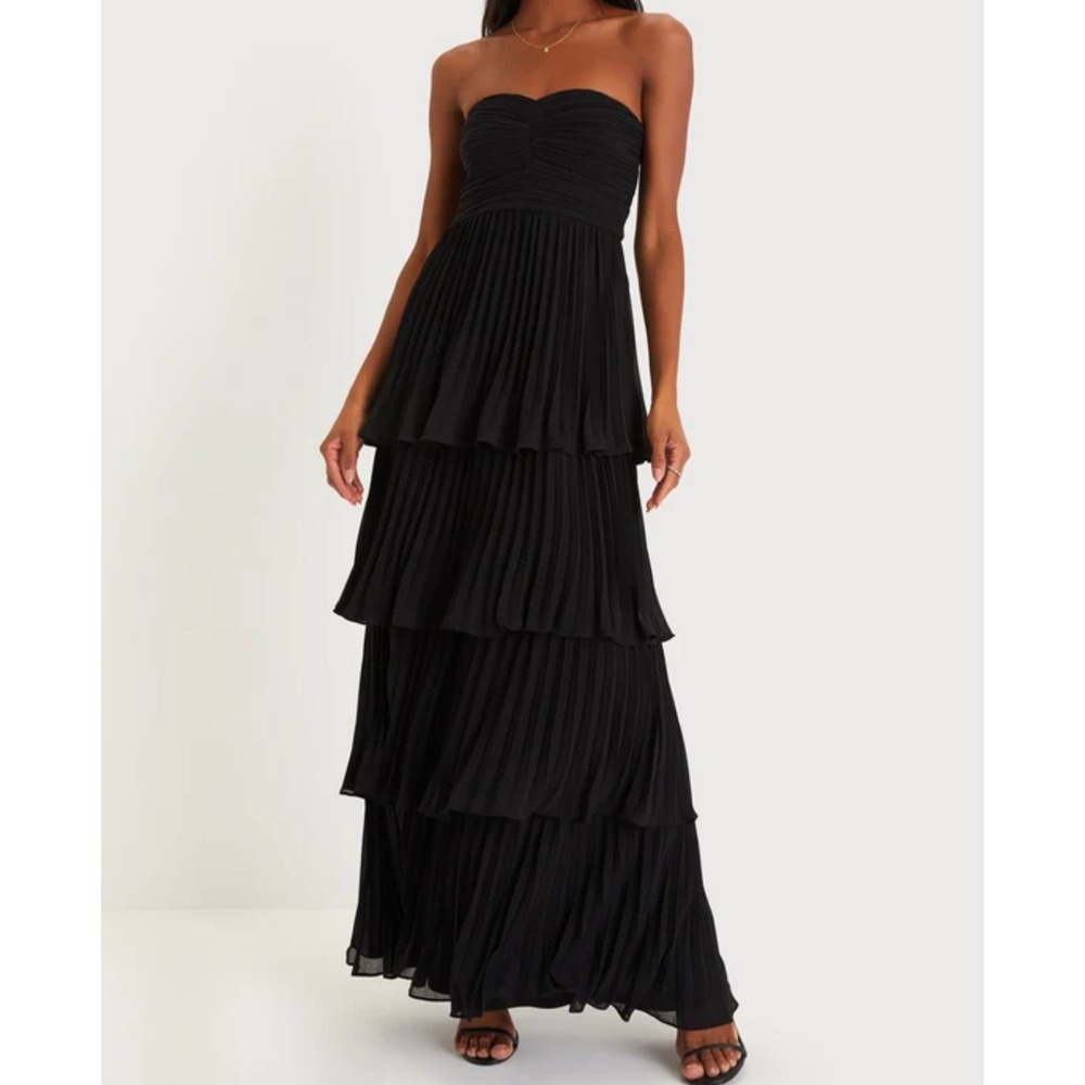 Lulus Seriously Sensational Black Strapless Tiered‎ Pleated Maxi Dress Size M